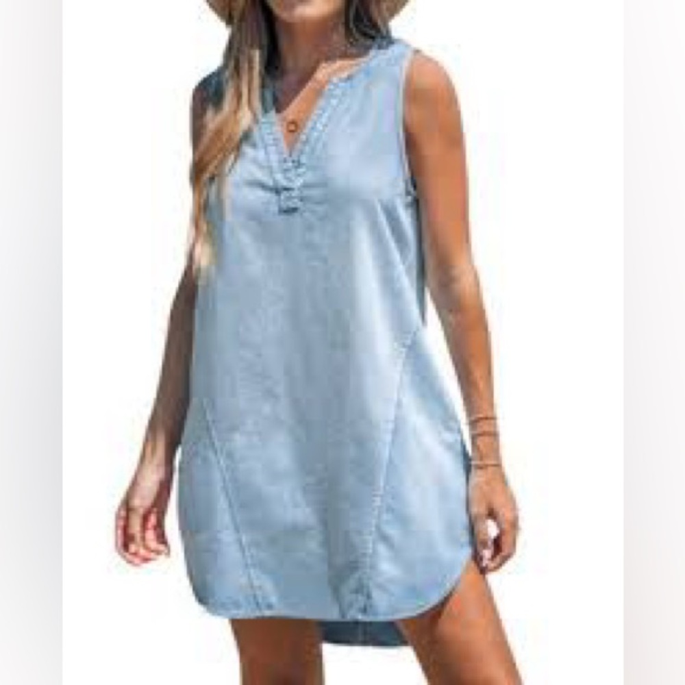 Light Blue Sleeveless Dress